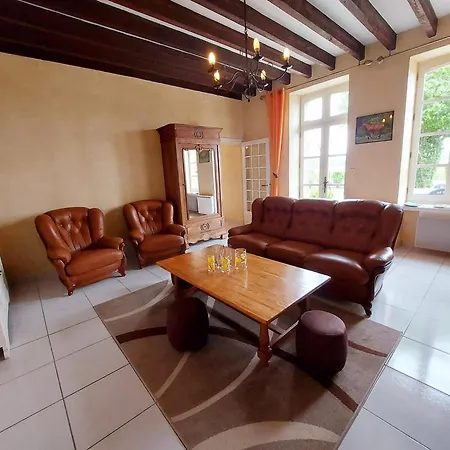 Holiday home Du Cheran Renaze