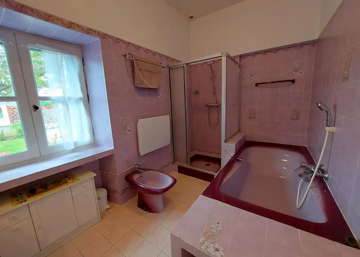 بيت للعطل Du Cheran *